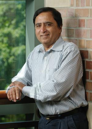 CSL professor Narendra Ahuja