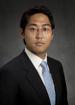 CSL professor Sewoong Oh