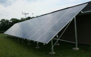 Research on the new solar array is being done by ICSEG researchers and is funded by the Illinois Department of Commerce and Economic Opportunity.